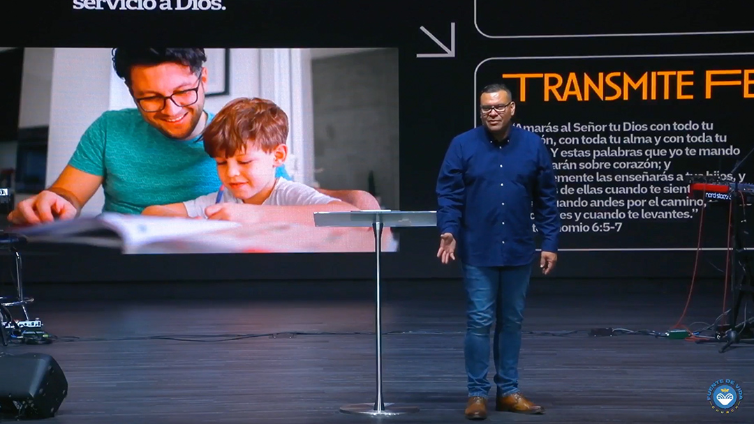 Lee más sobre el artículo Padres que dejan huellas